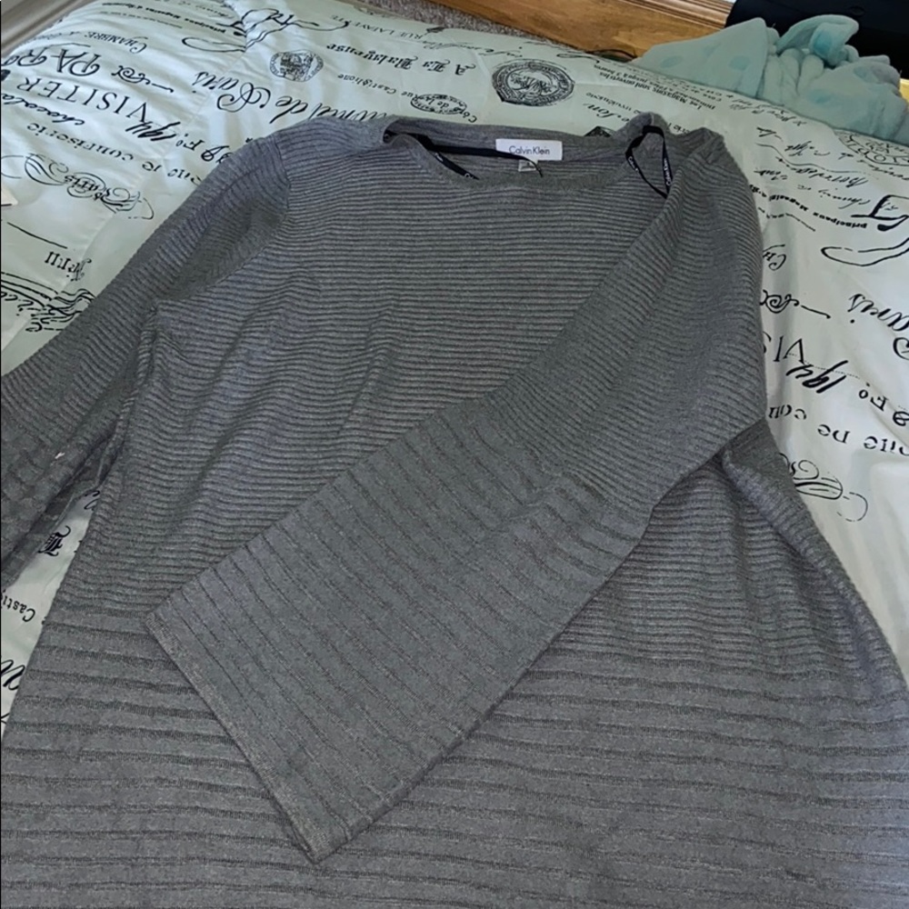 Calvin Klein grey sweater size large